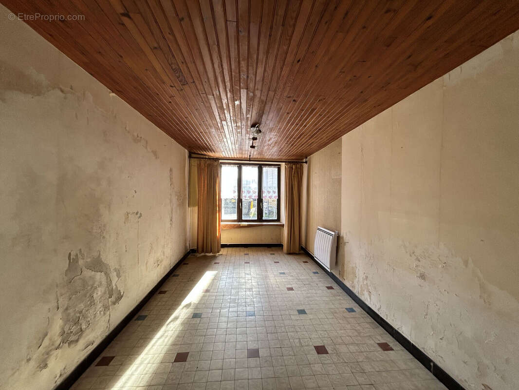 Photo 5 - Maison à NEULISE