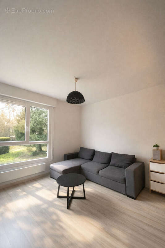 Appartement à LAMORLAYE