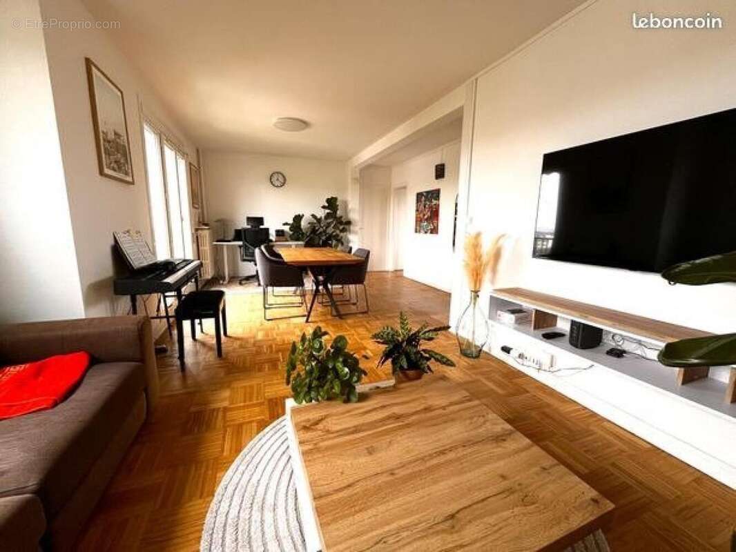 Appartement 66 m² à Reims  - photo 2