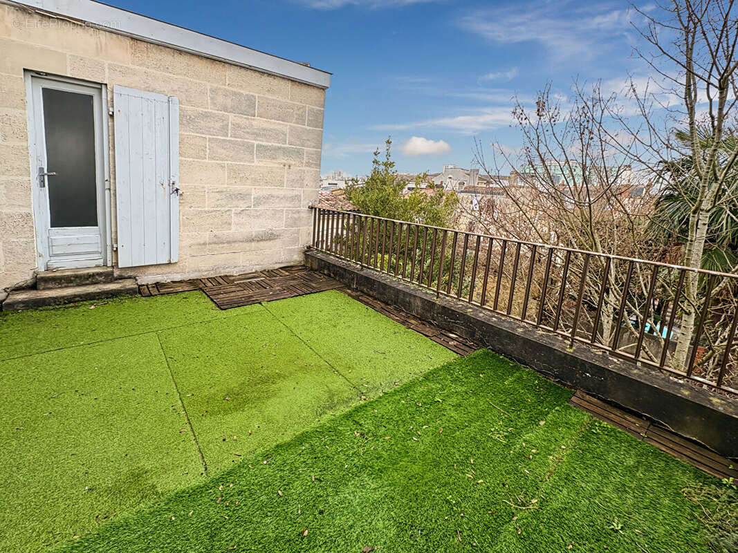 Appartement à BORDEAUX