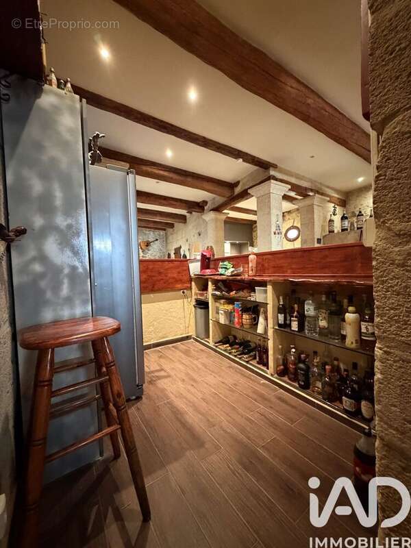 Maison 223 m² à Saint-Bonnet-Du-Gard  - photo 4