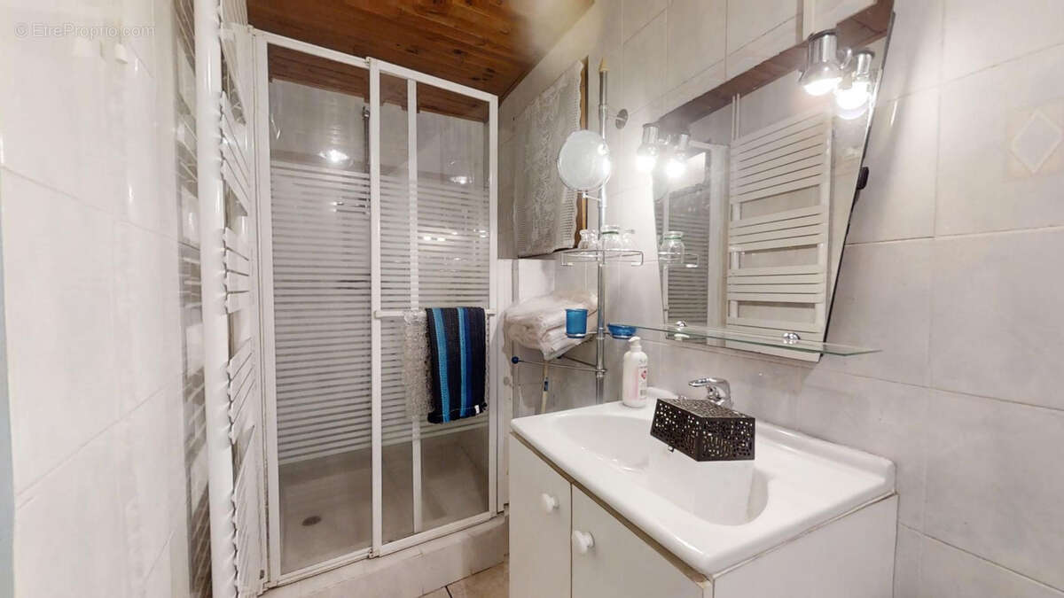 Maison à MONESTIER