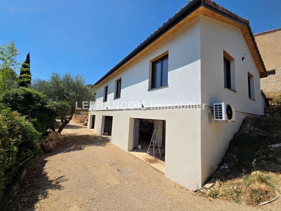 Maison à LE TIGNET