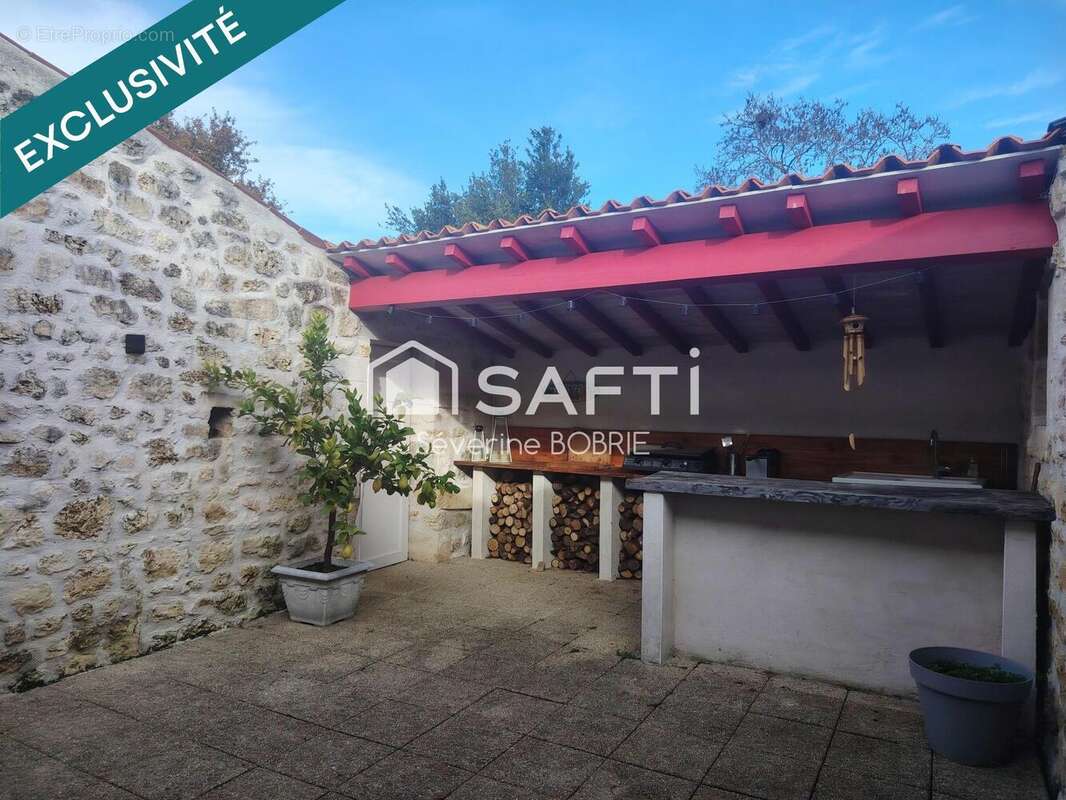 Photo 9 - Maison à BUSSAC-SUR-CHARENTE