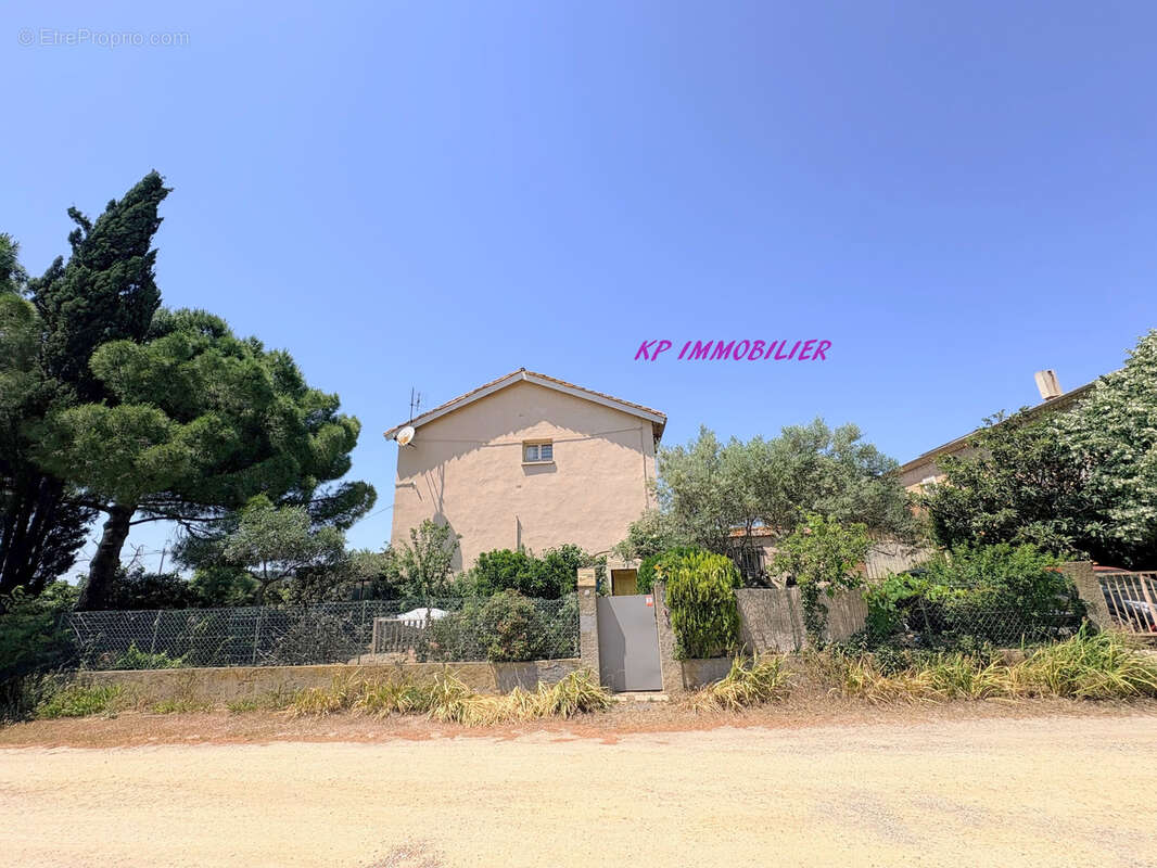 Maison à MONTADY