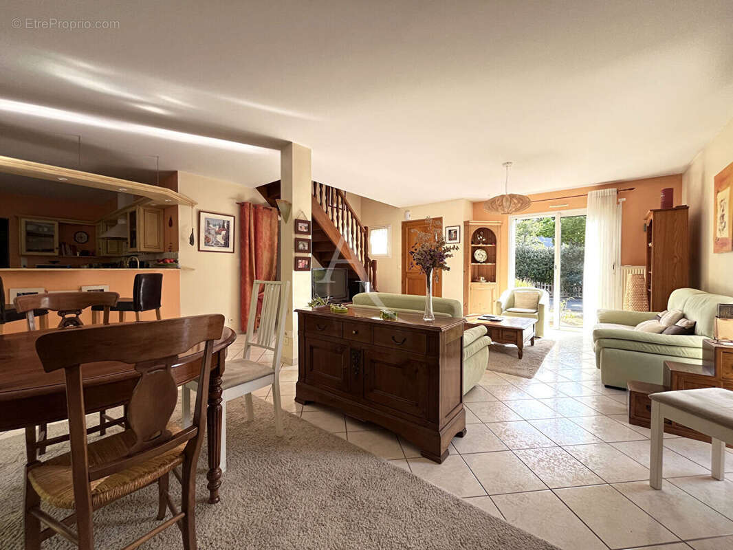 Maison La Chapelle Sur Erdre 120 m2 - photo 4