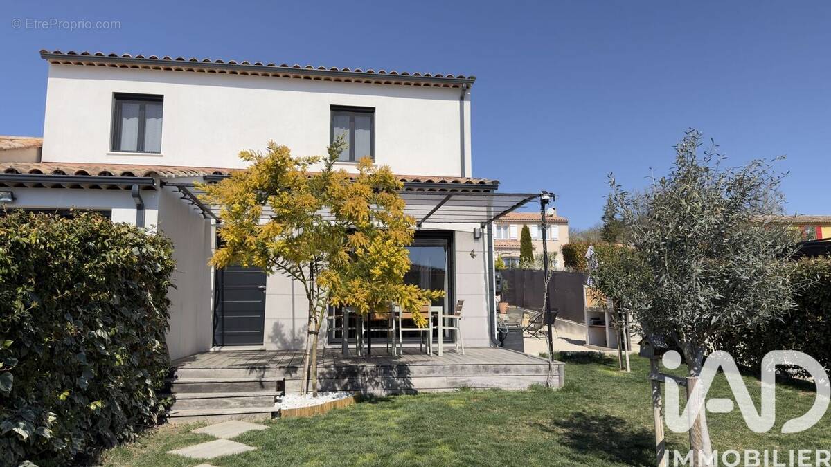 Photo 1 - Maison à PIERREVERT