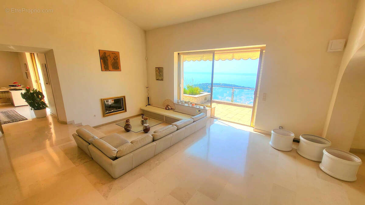 Maison à ROQUEBRUNE-CAP-MARTIN