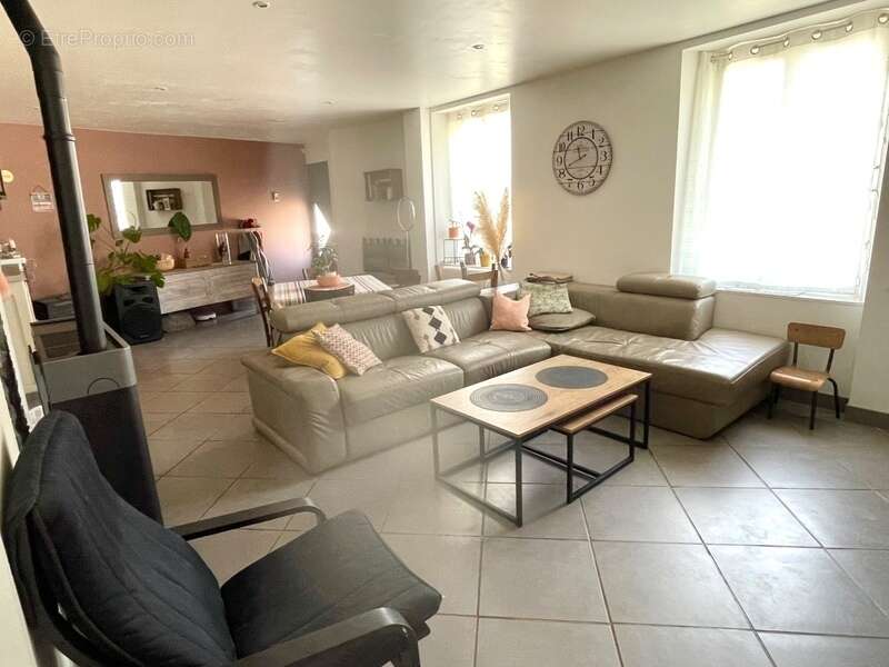 Maison à CLEVILLIERS