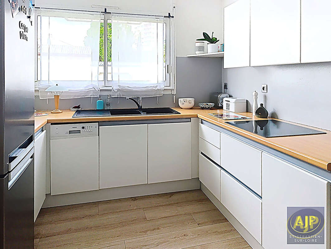 Appartement à SAINT-SEBASTIEN-SUR-LOIRE