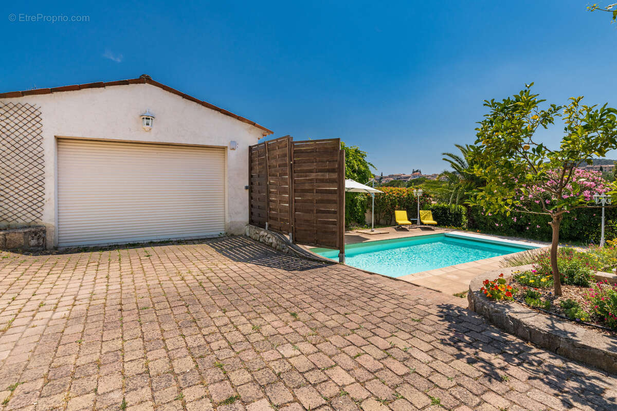 Maison à LA COLLE-SUR-LOUP