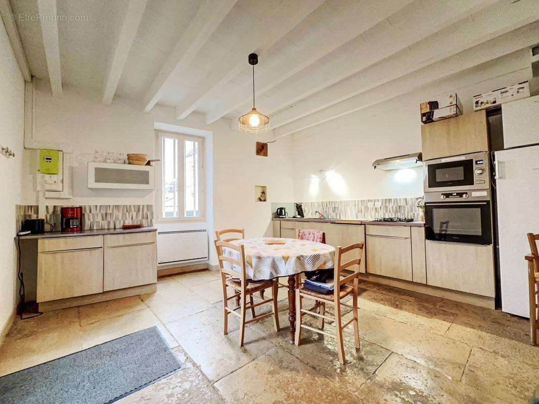 Maison à MARSANNAY-LA-COTE