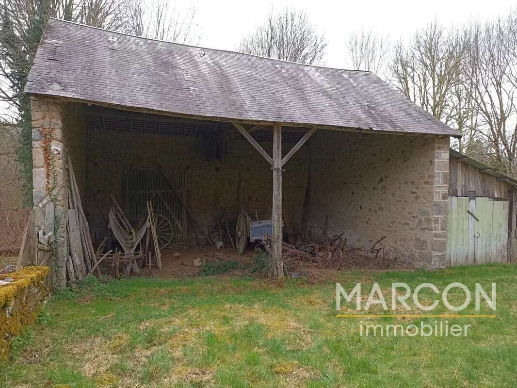 Maison à SAINT-GEORGES-LA-POUGE