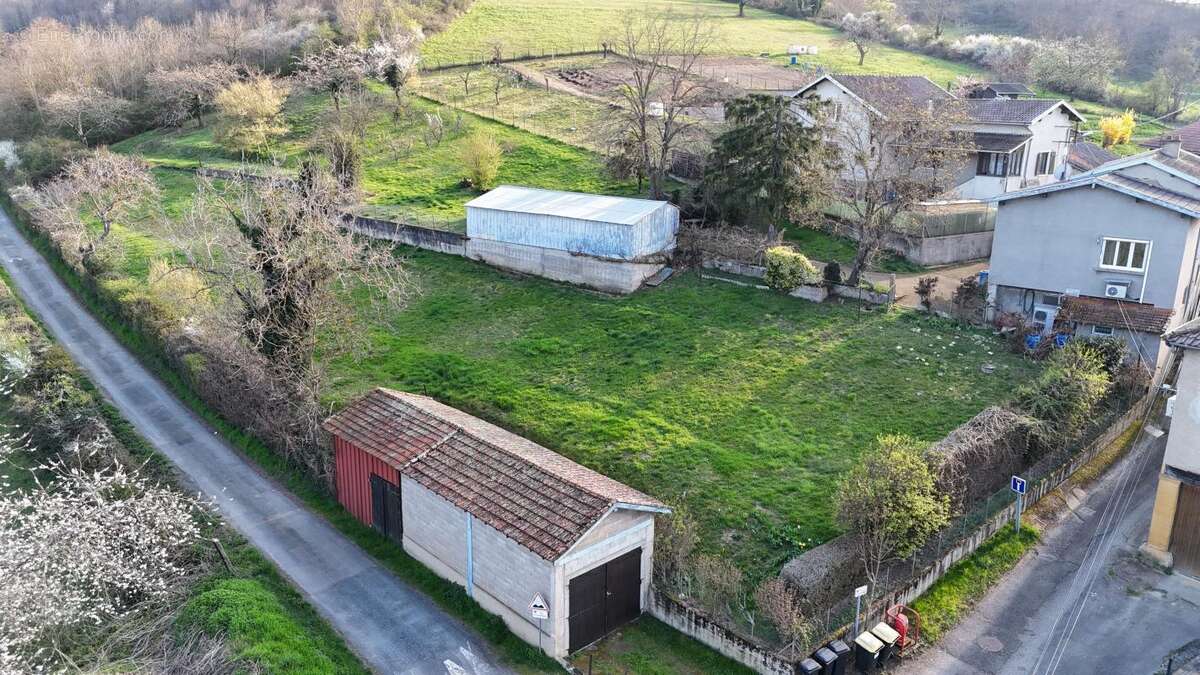 Maison à SOURCIEUX-LES-MINES