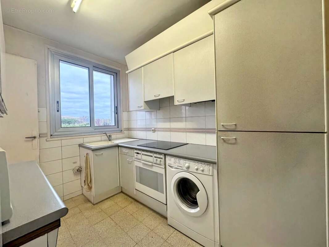 Appartement à MARSEILLE-9E
