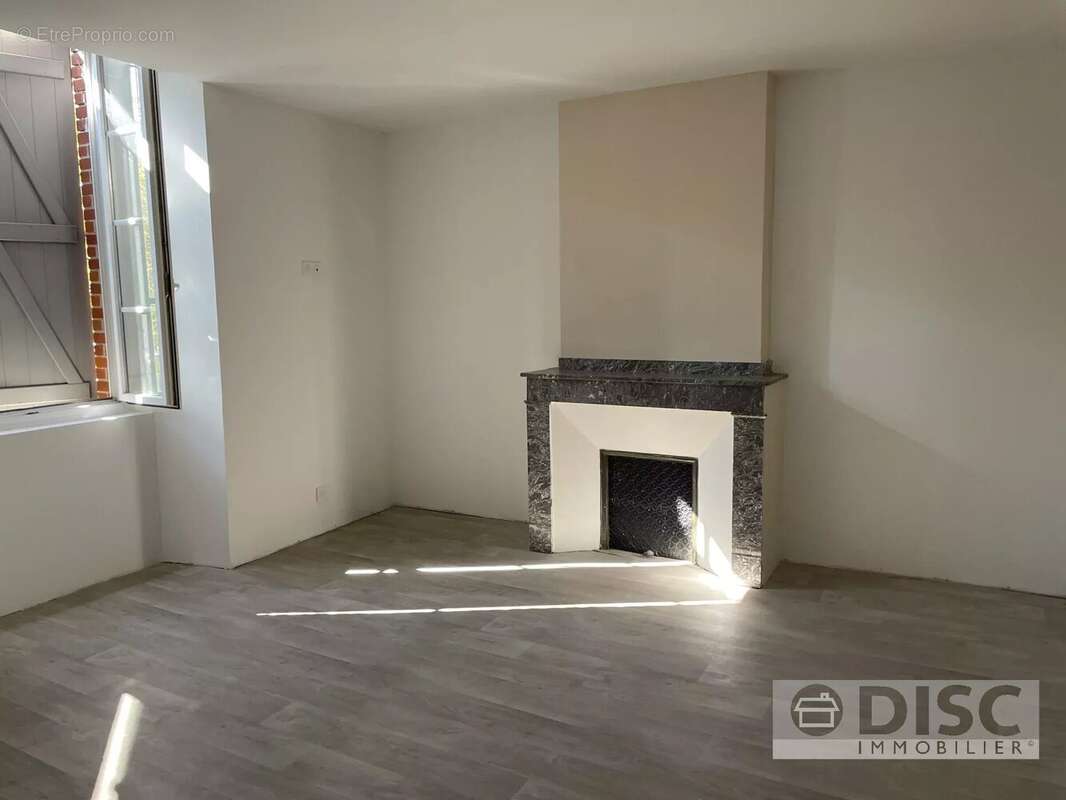 Maison de village pierres blanches - photo 8