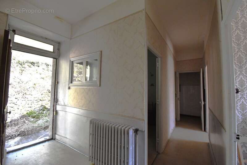 Maison à SAINT-AGREVE