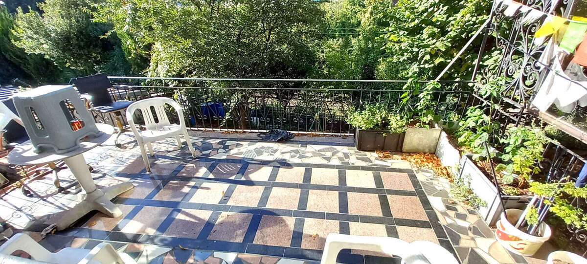 10 minutes rer, immeuble de 4 appartements - photo 5