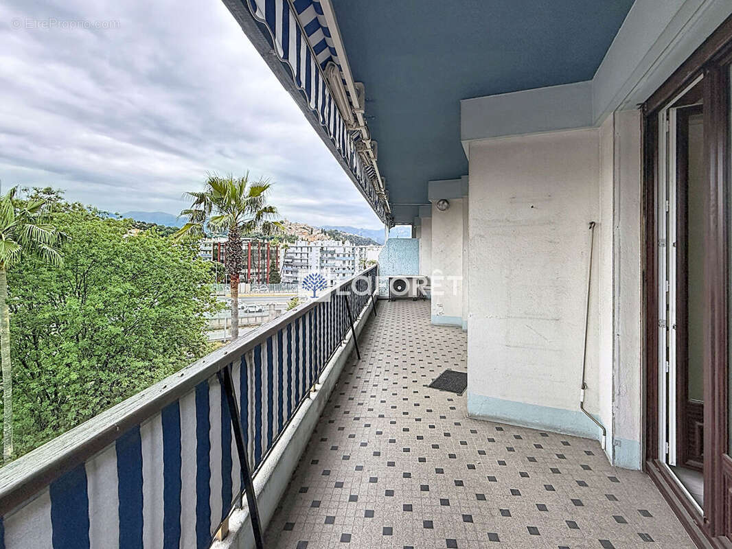 Appartement à CAGNES-SUR-MER