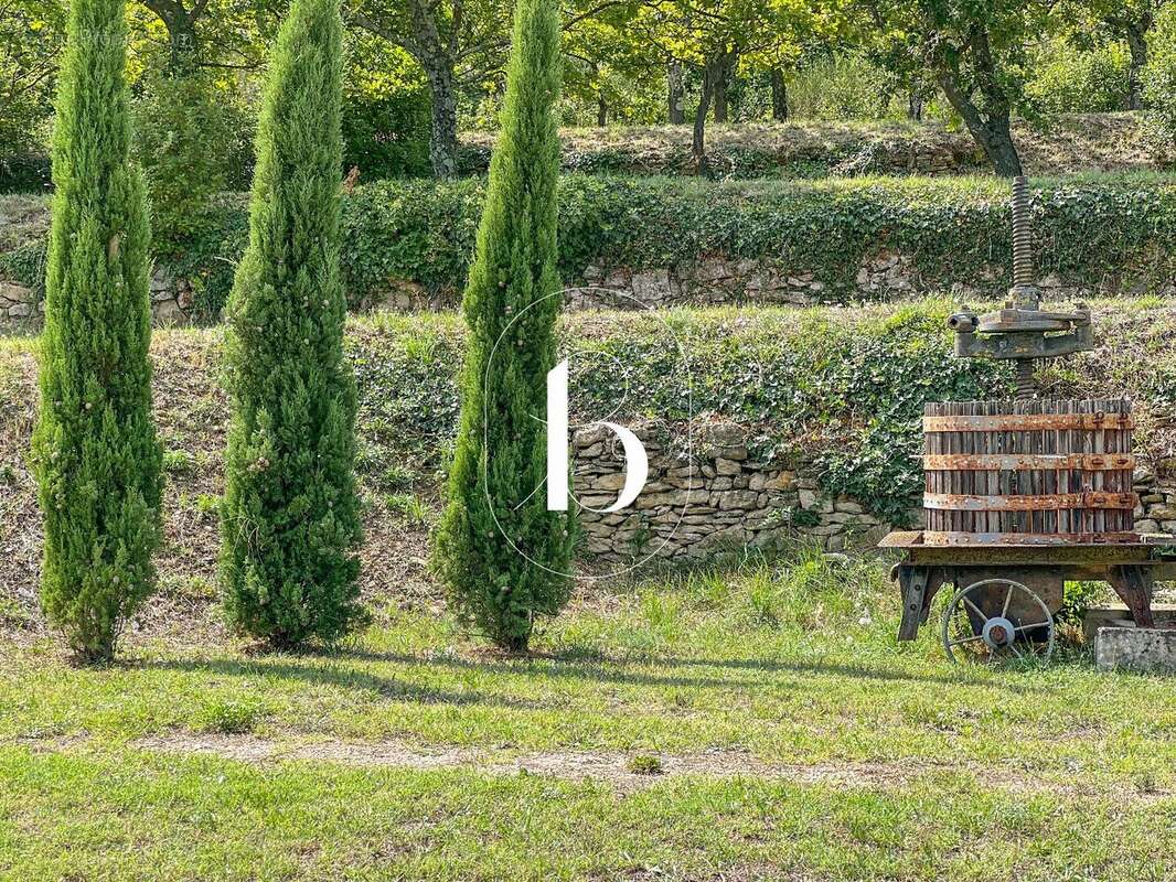 Maison à SAINT-PAULET-DE-CAISSON