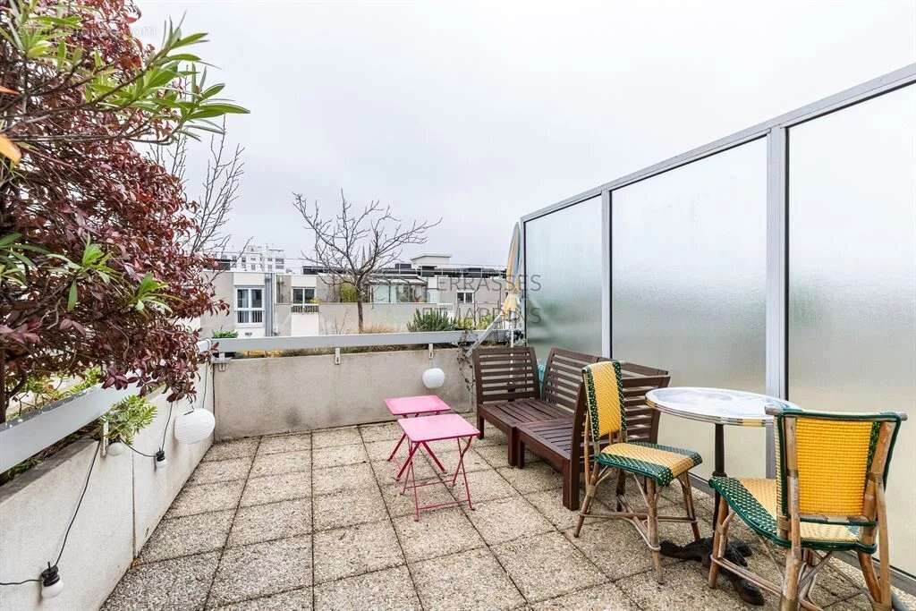 Appartement à PARIS-19E