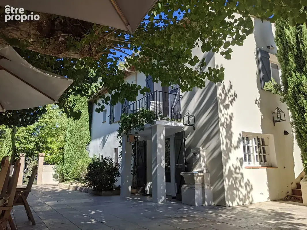 Maison à VILLECROZE
