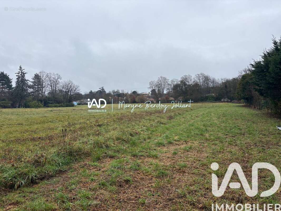 Terrain 2857 m² à Roquefort  - photo 4