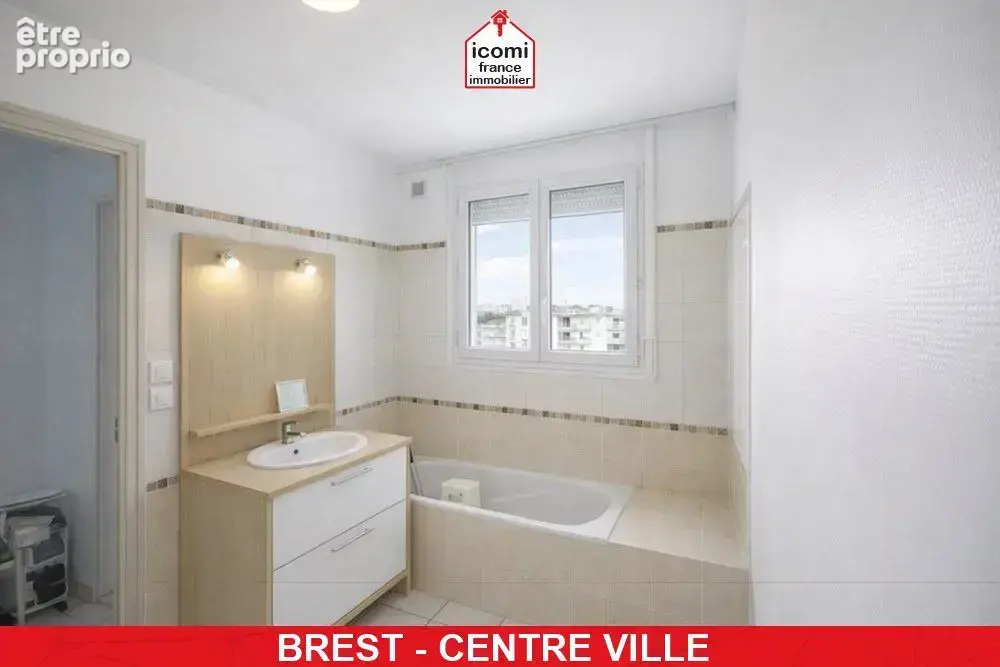 Finistere - brest (29200) - a vendre - appartement - t3  - vue degagee - balconnet - idealement situe - 3eme et dernier etage - photo 6