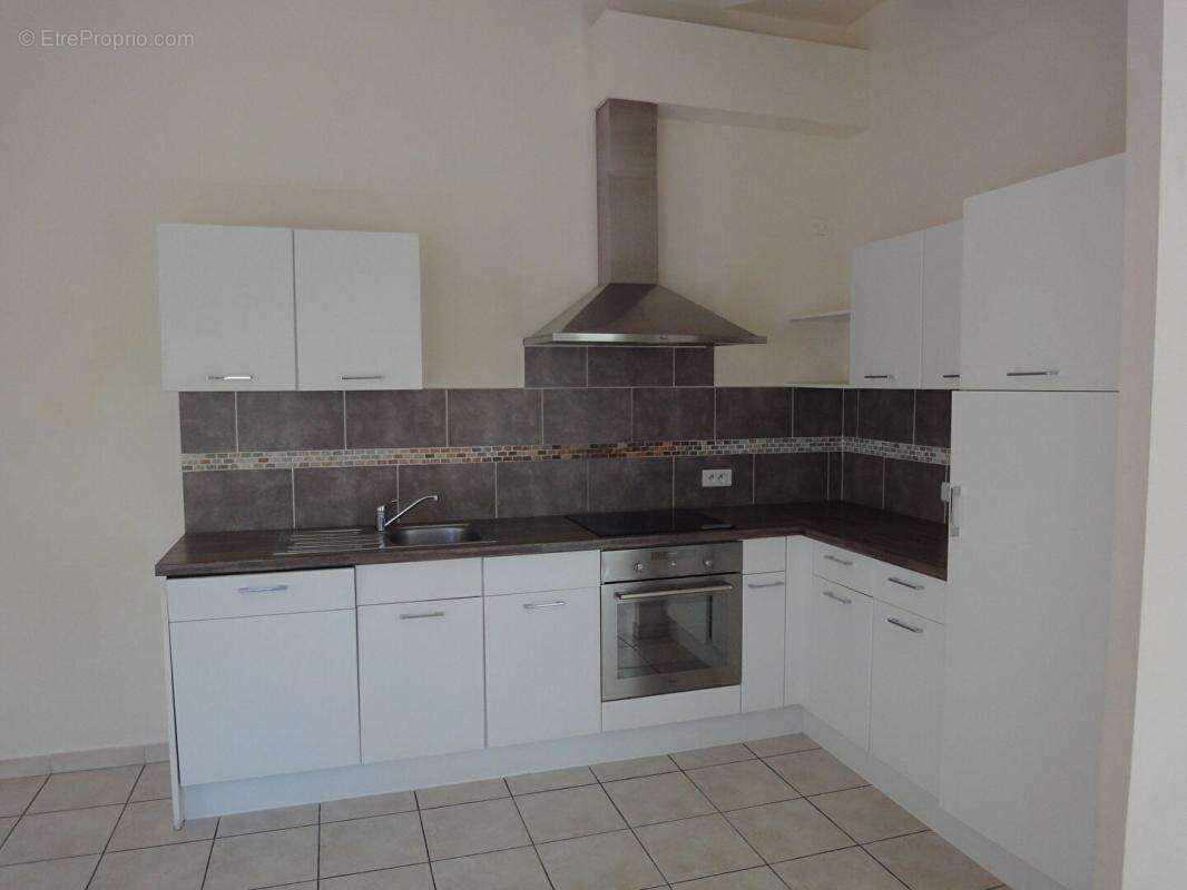 Appartement à VALREAS