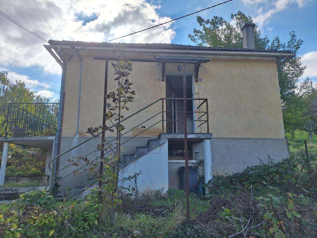 Maison à SAINT-SATUR