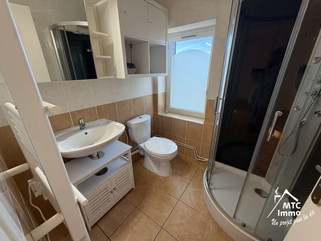 Appartement à LOYETTES