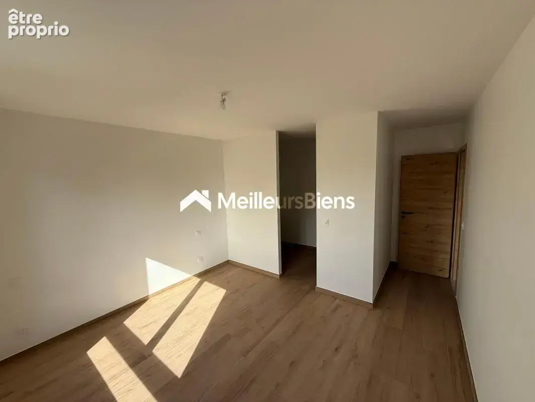 Maison neuve 5 pièces de 122 m² à Talange, terrain de 198 m² - photo 10