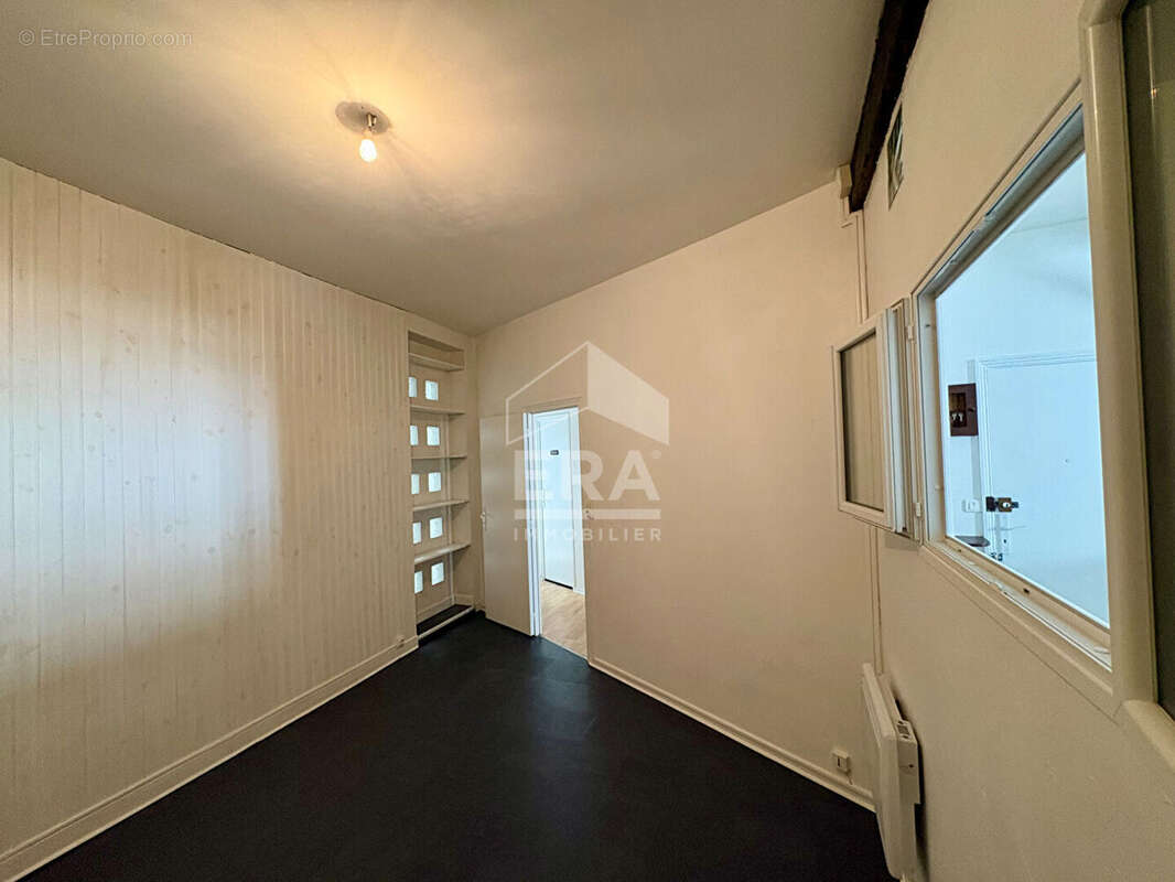 Sainte Foy la Grande, appartement en très bon état 75m² habitables 3 pièces - photo 11