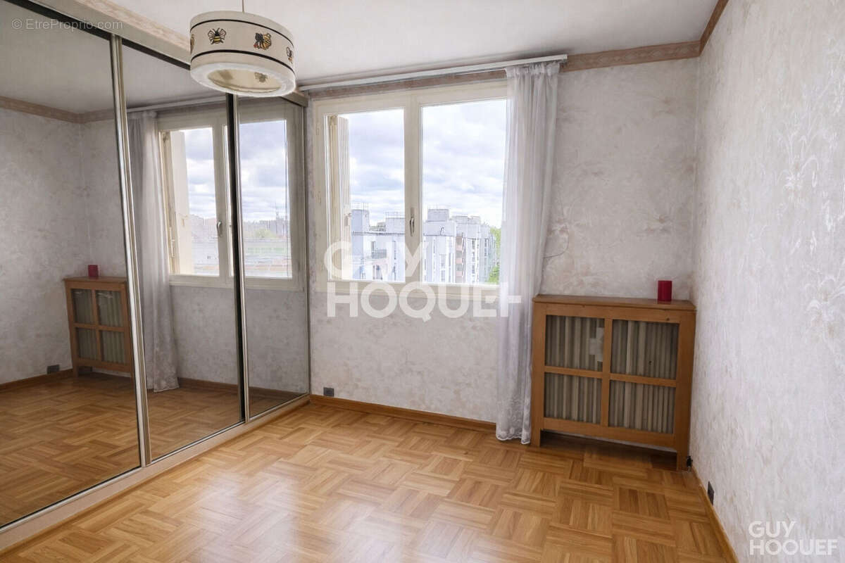 Appartement à AUBERVILLIERS