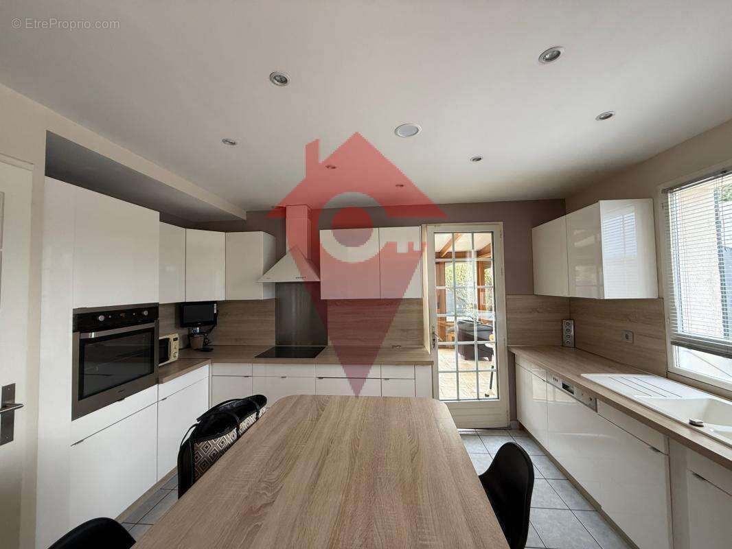 Maison à LES ALLUETS-LE-ROI