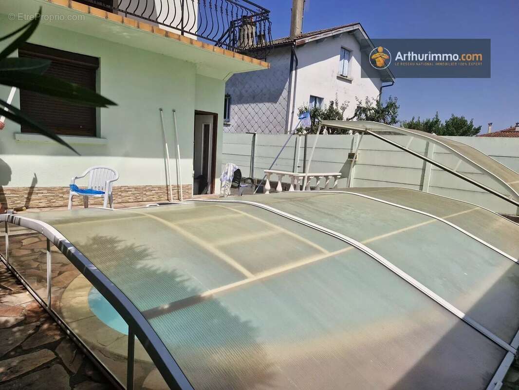 Maison à LAROQUE-D'OLMES