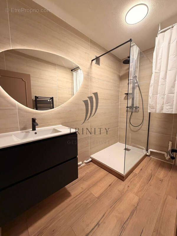 Appartement à GUILHERAND-GRANGES