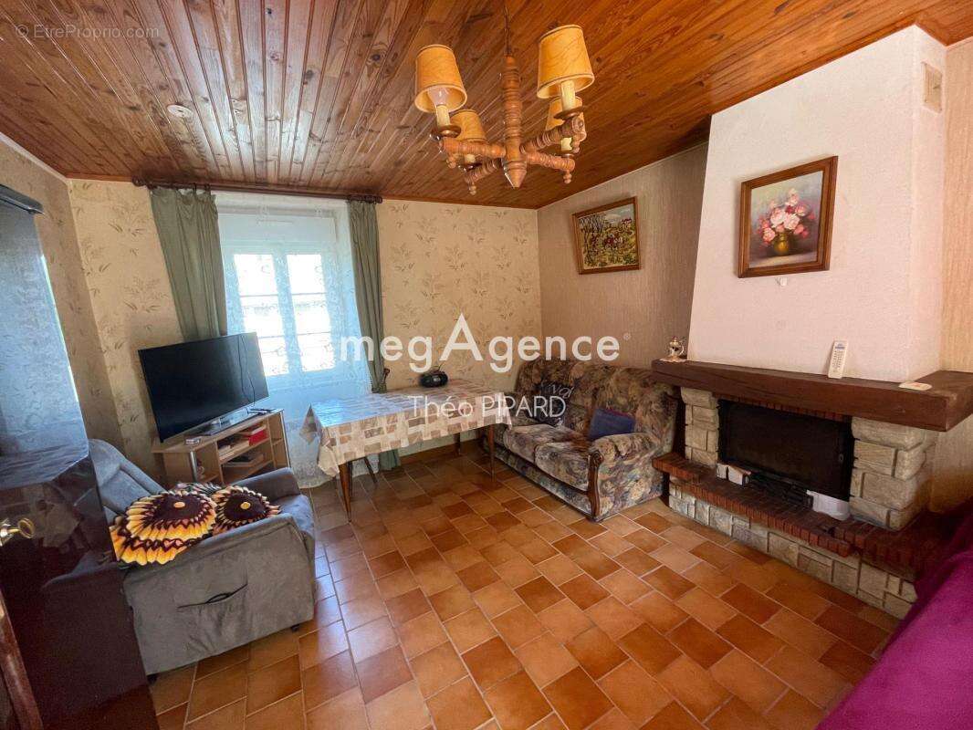 Propriété de 77m² situé sur un terrain de 293m² - photo 4