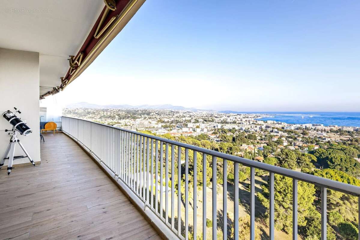Appartement à CAGNES-SUR-MER
