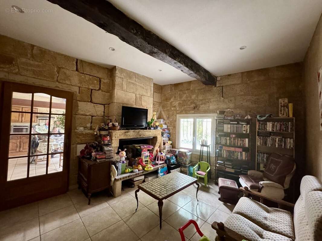 Maison à SAINT-ANDRE-DE-CUBZAC