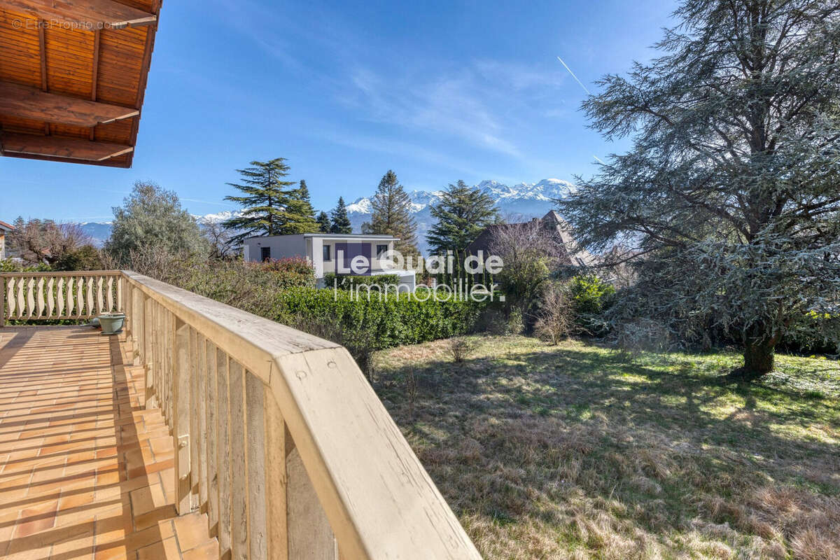 Maison à MONTBONNOT-SAINT-MARTIN