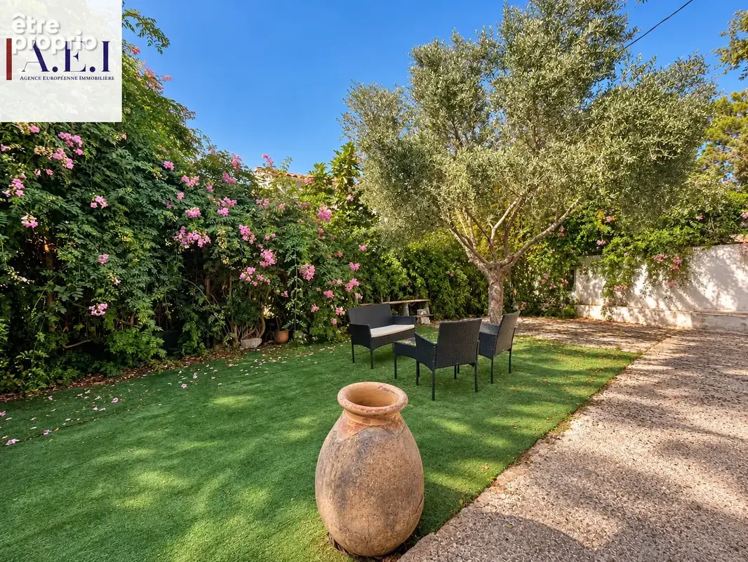 Six-fours-les-plages   t5 vue mer   125 m2   jardin privatif - photo 17