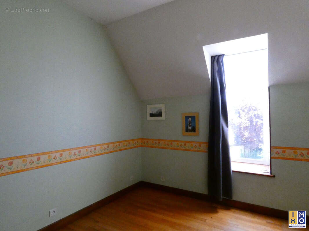 Maison 186 m² à Sainte-Solange  - photo 9