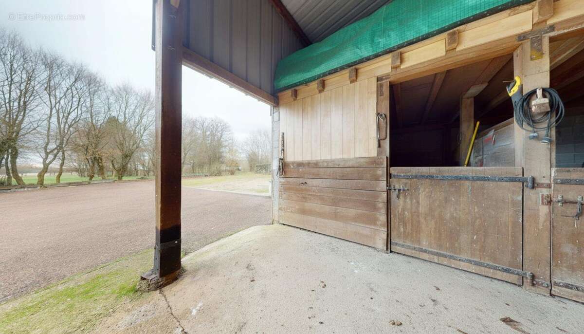 Maison à BUSSY-EN-OTHE