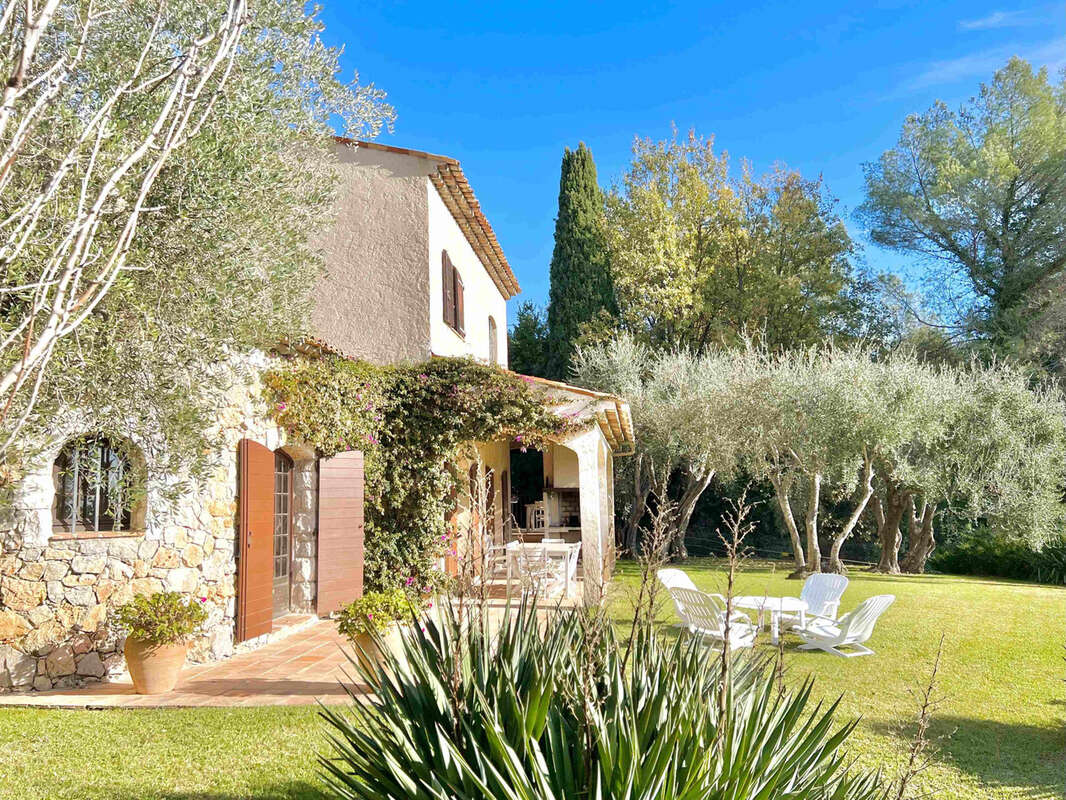 Maison à SPERACEDES