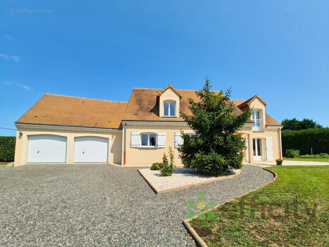 Maison à AIGNE