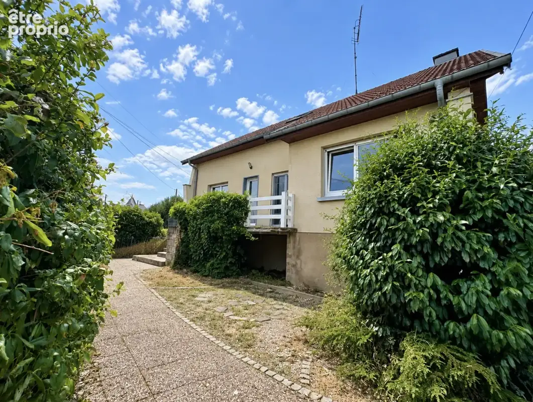Maison à RONCHAMP