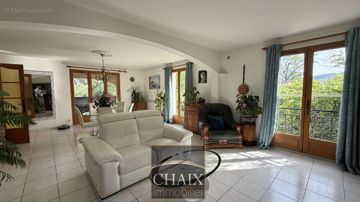 Maison composée de deux appartements indépendants - photo 4