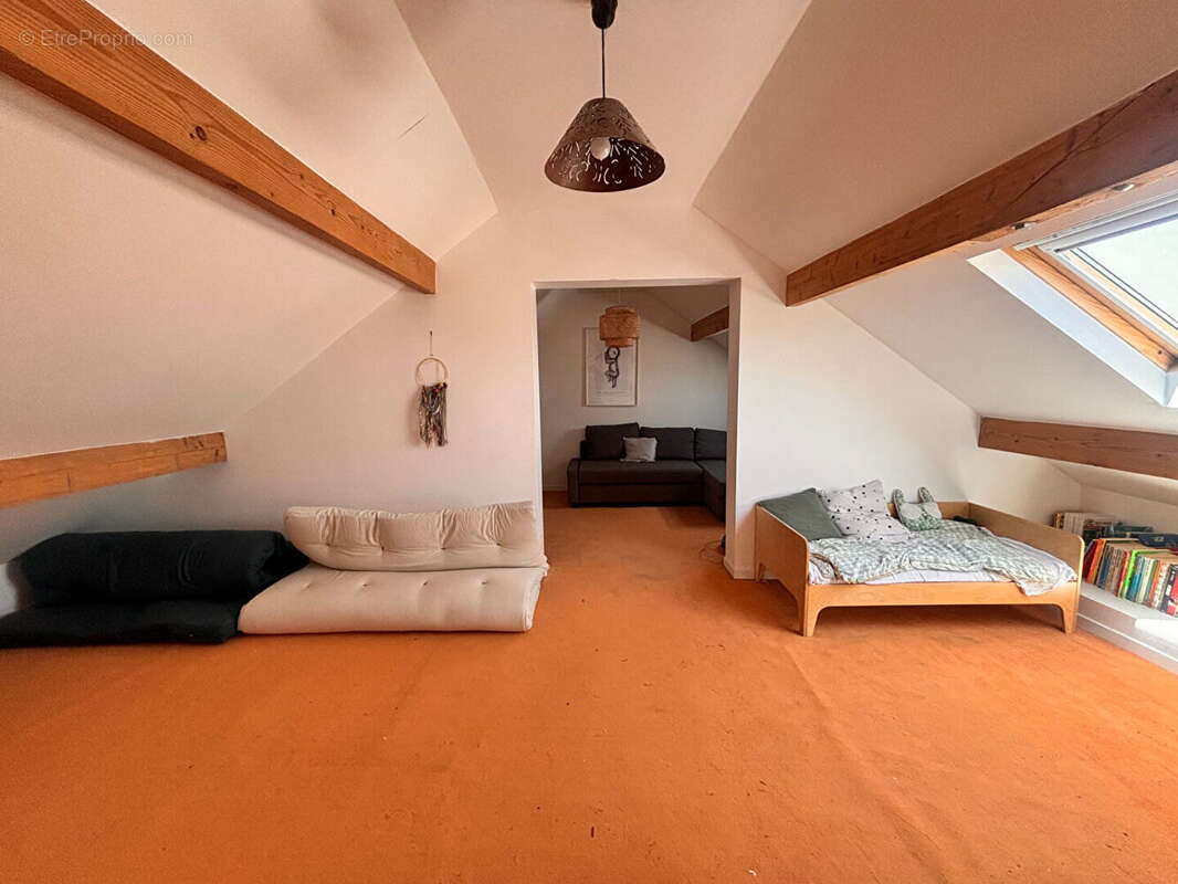 Maison à BALLAINVILLIERS