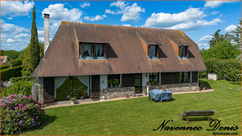 Maison à LA HARENGERE